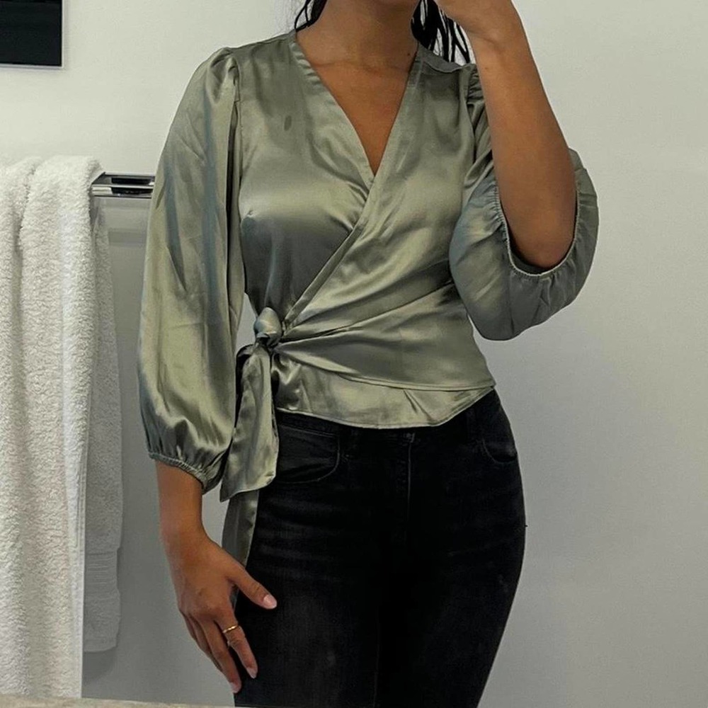 Abercrombie & Fitch Silk Tie Blouse